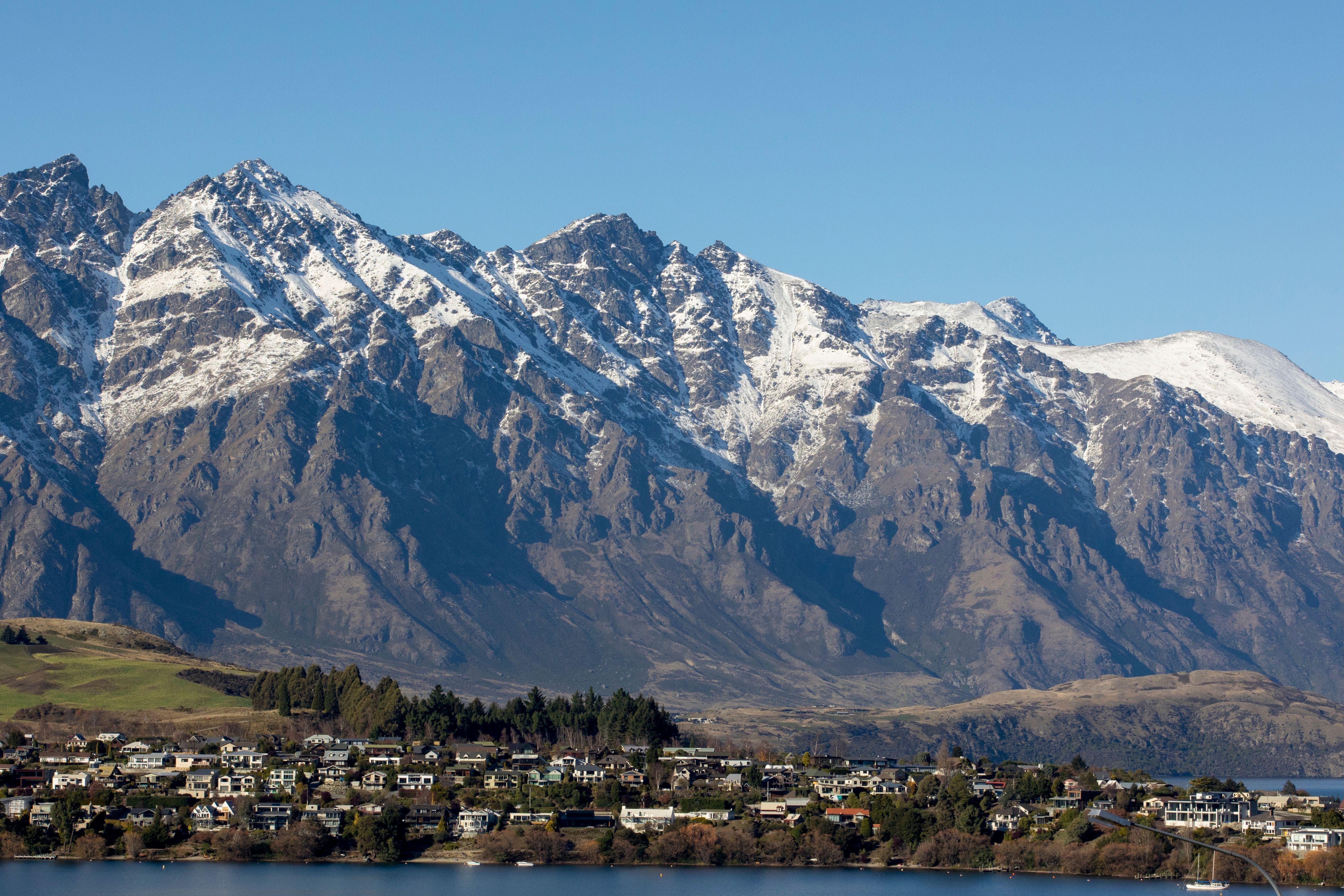 Copthorne Hotel & Apartments Queenstown Lakeview Exterior photo